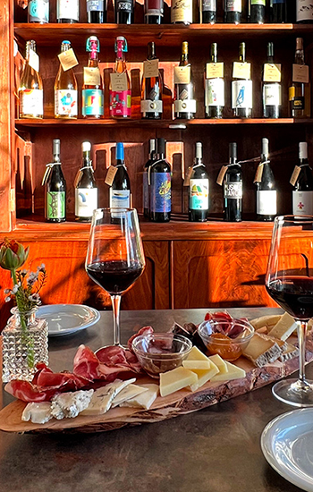 The Roman Table Vini Naturali Natural Wine Bar Enoteca Anzio RM